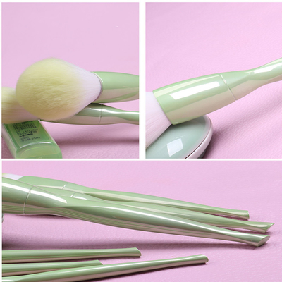 Personal Beauty 8 PCS Face Makeup Brush Good Promotional Gifts Light Weight