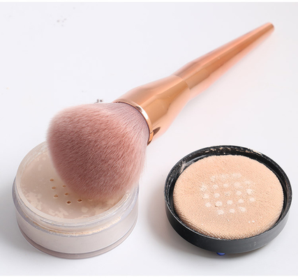 Antibacterial Single Powder Brush For Makeup Maintaining